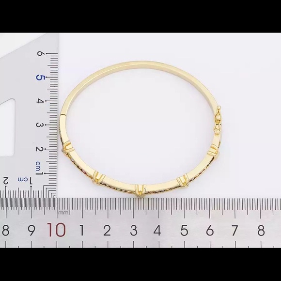 Multi colored bracelet - Picture 14 of 16